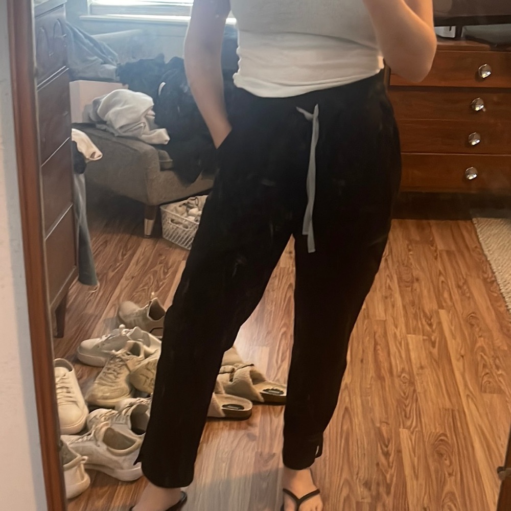 Straight leg scrub pant